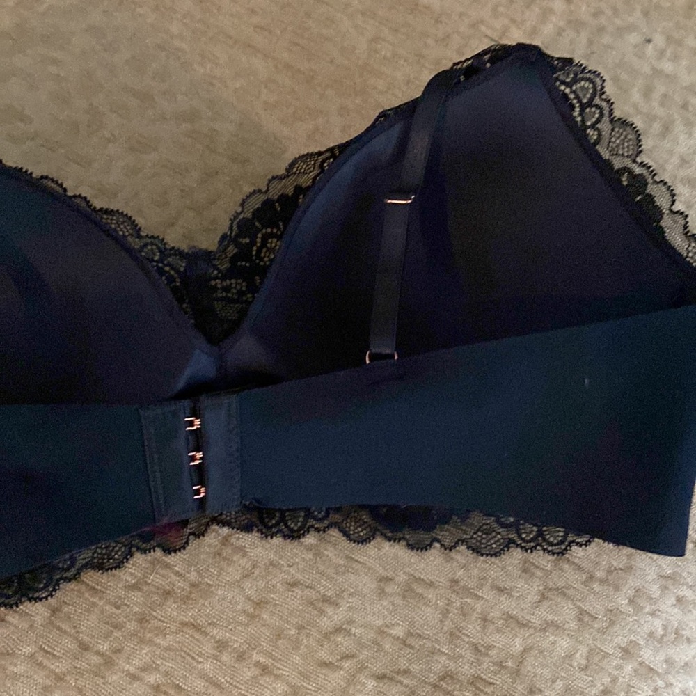 Bralette - Picture 6 of 6